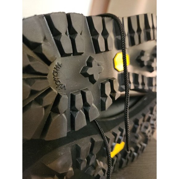 ROCKY COMBAT Service BOOTS BLACK SIZE 6 USA Wide #804A MEN'S NEW Gore-Tex Vibram - Picture 3 of 11